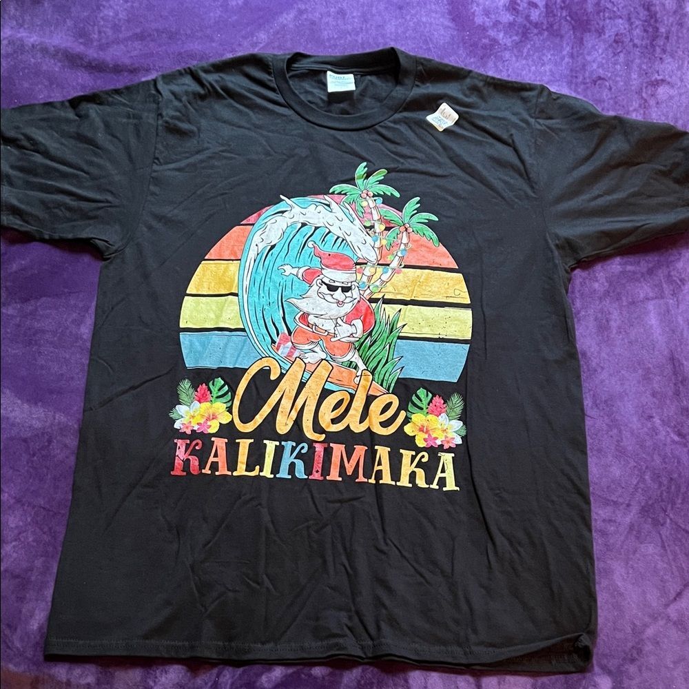 Mele Kalikimaka Surfing Santa Christmas Black Graphic T-Shirt (Menβs L)